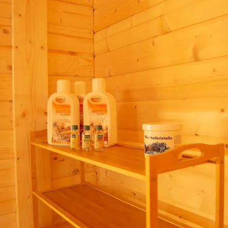 Wellnessoase Mitten In Der Wasserfallstadt Triberg *